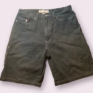 Vintage Raw Edge Jorts! Great for skating or just casual street wear. 🔥🤞
